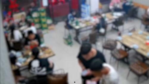 唐山打人爆料小伙视频最新,小伙挺身而出，勇敢揭露暴力真相  第1张